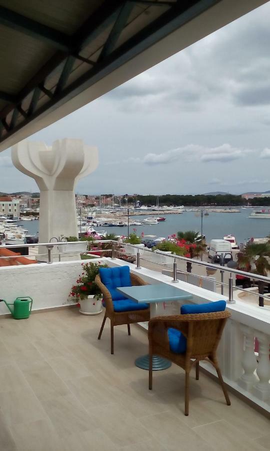 Apartman Zana Vodice Exterior photo