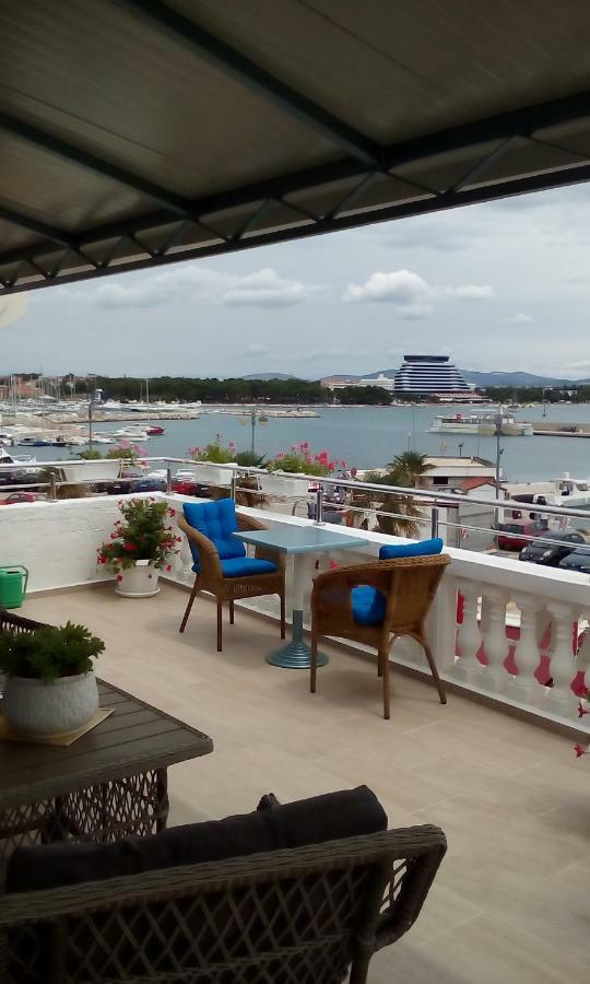 Apartman Zana Vodice Exterior photo